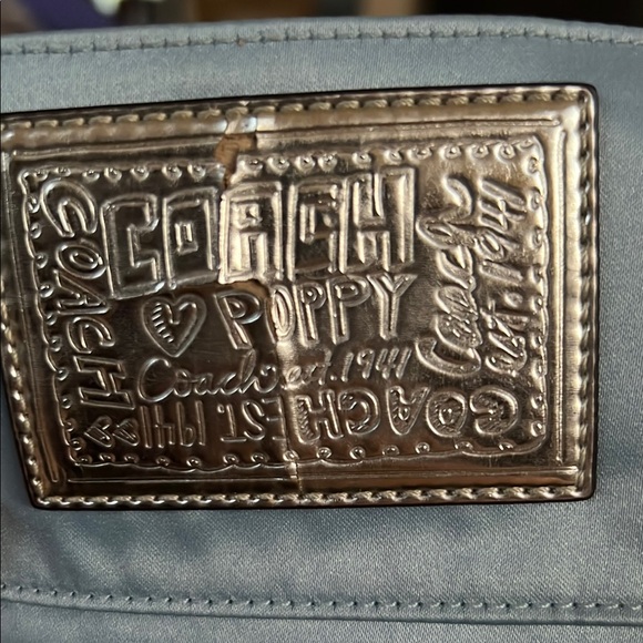 Coach Poppy Is Wristlet - Picture 5 of 5